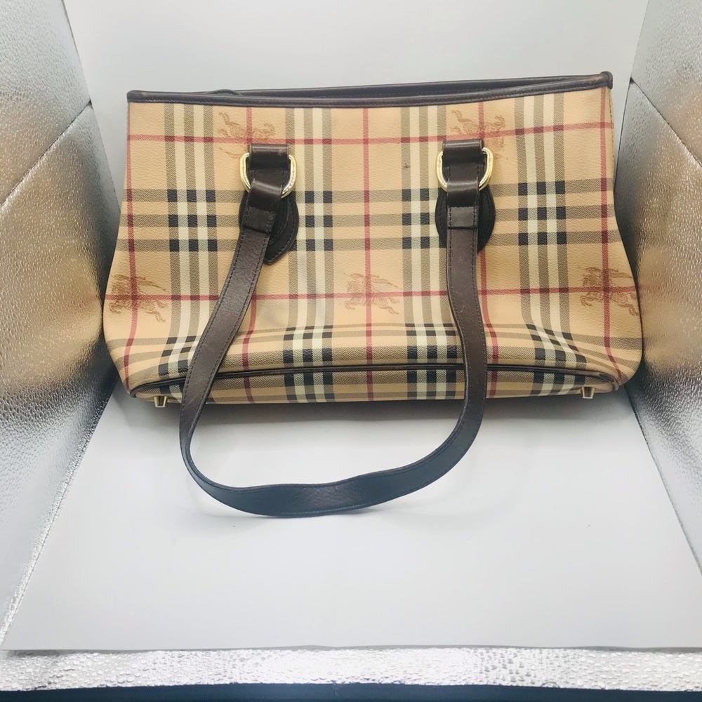 Burberry Beige Haymarket Check Regent Tote Bag - Picture 15 of 16